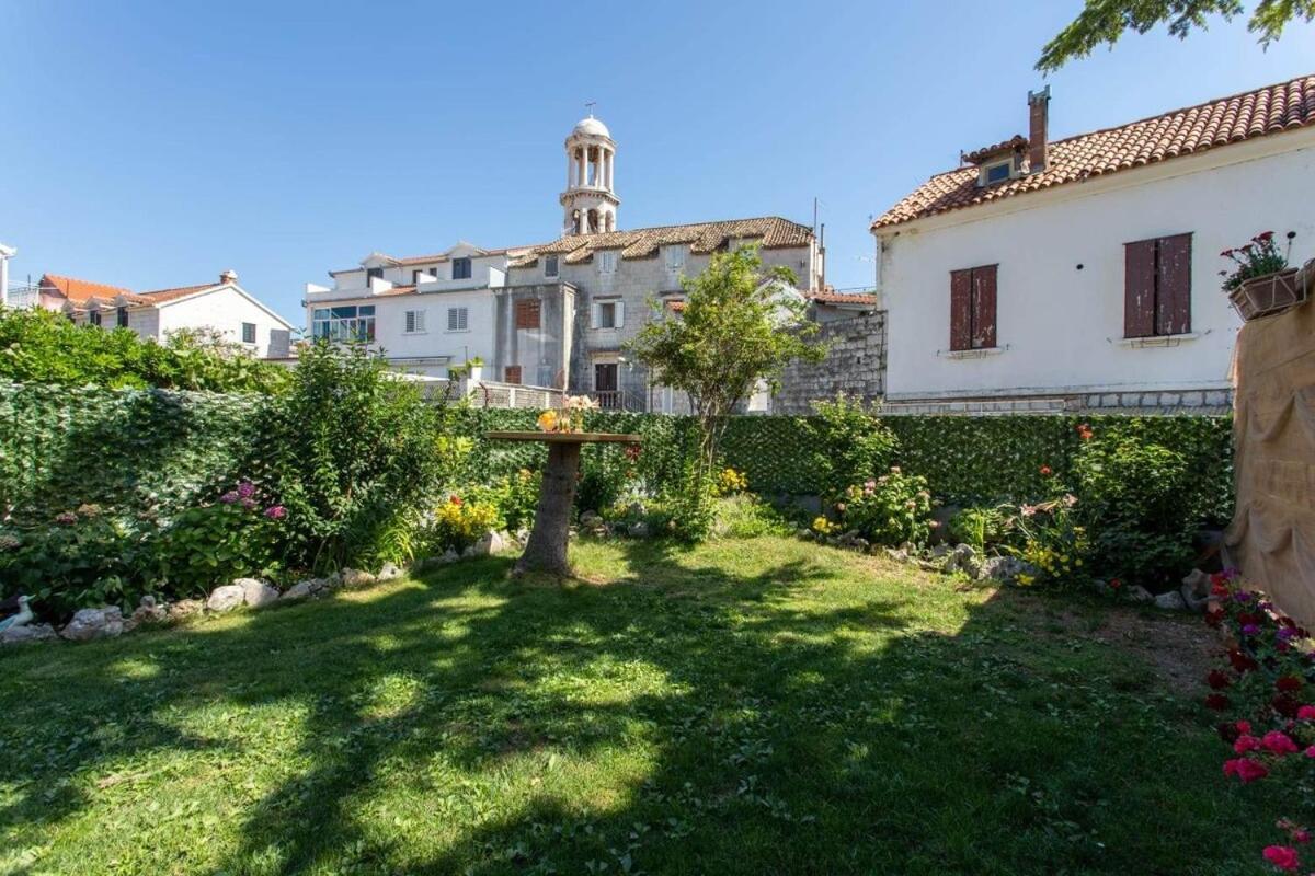 Holiday Home Gamaliel Kastela Exterior photo