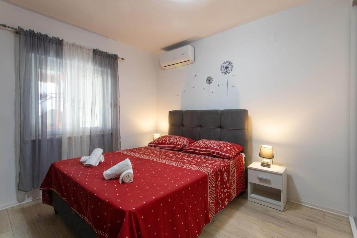 Holiday Home Gamaliel Kastela Exterior photo
